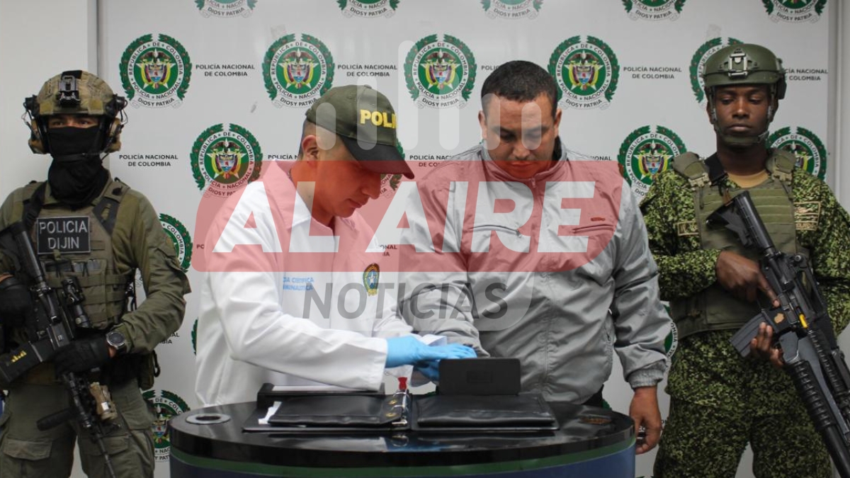 'Ferley González' durante la reseña de las autoridades / Foto: AL AIRE NOTICIAS