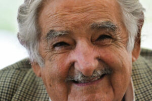 Pepe Mujica padece un tumor en el esófago - Al Aire Noticias