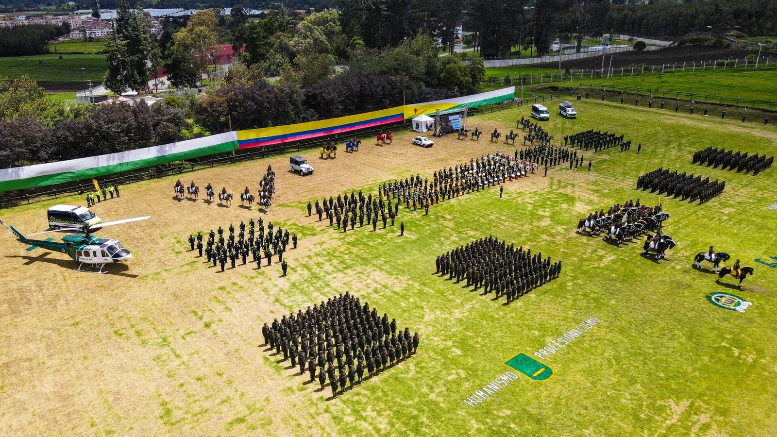 001 nuevos patrulleros policia colombia Al Aire Noticias 1 al aire noticias de arauca