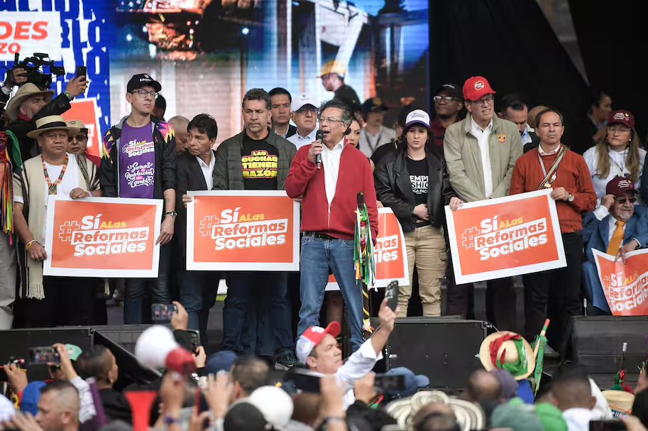 Fuerte crítica de Petro al Congreso de la República en discurso en la Plaza de Bolívar