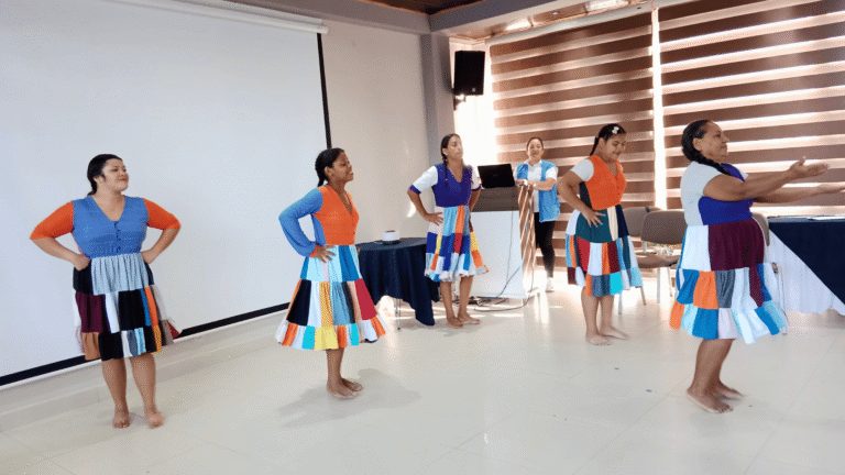 Obra de danza comunitaria “Danza Mujer” abre convocatoria para nuevas participantes
