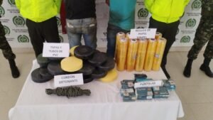 Ejército captura a dos presuntos integrantes del GAO-r con explosivos en Arauquita