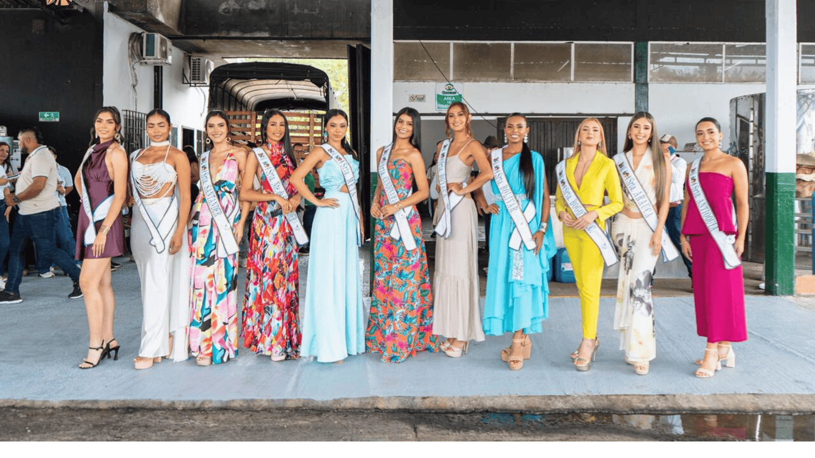 Candidatas al Reinado Nacional del Cacao visitaron planta procesadora en Arauquita