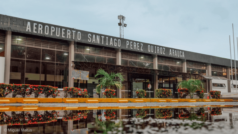 Diputado exigió ajustes urgentes al aeropuerto para evitar suspensión de vuelos de Satena