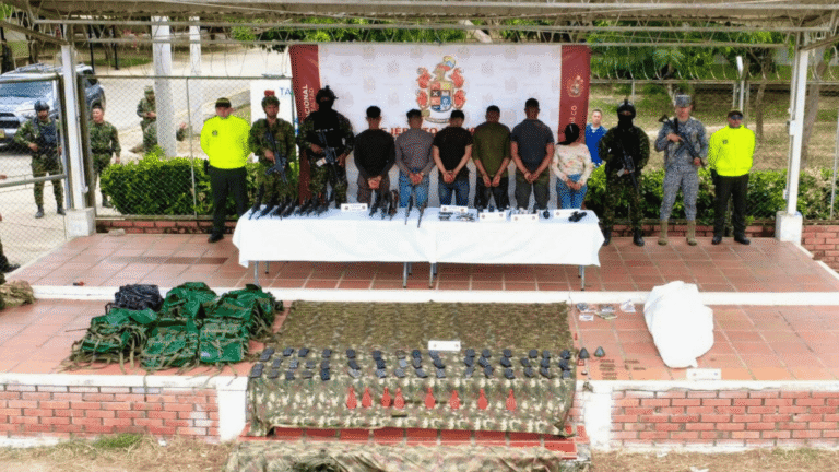 Ejército Nacional abatió a presunto miembro del ELN y capturó a otras siete personas