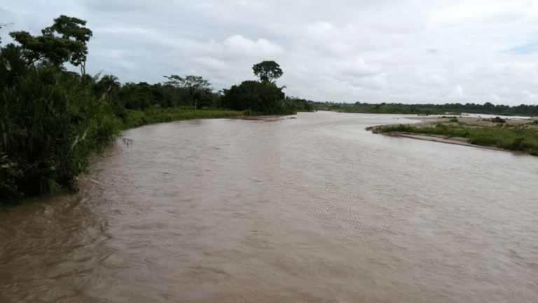 Más de 5.000 personas en riesgo por crecientes de ríos en Fortul