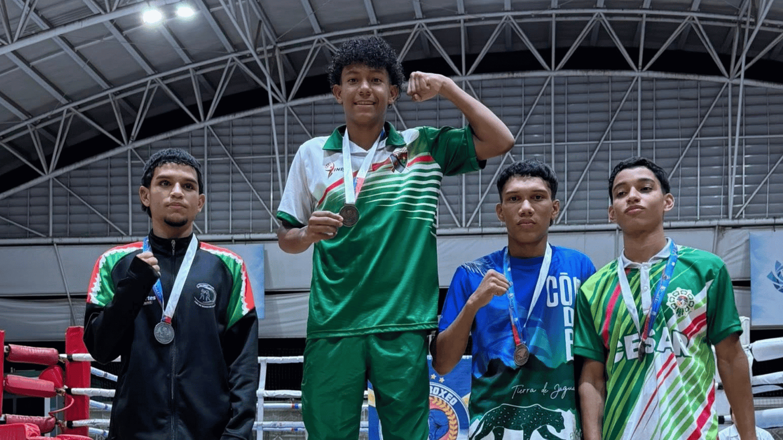 izzon rayito boxeo - al aire noticias